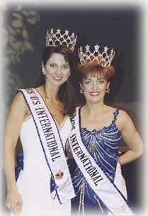 Mrs Ohio being crowned Mrs Us by her husband Don